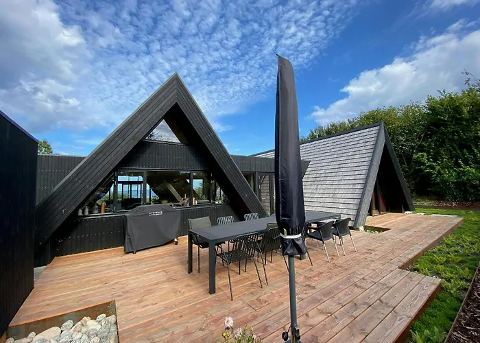 Architect-Designed A-House By Saksild Beach * 오더